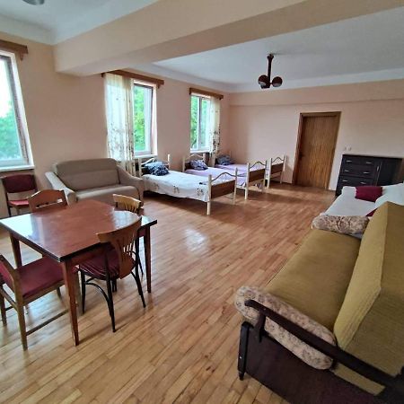Hostel On The River Batumi Zewnętrze zdjęcie